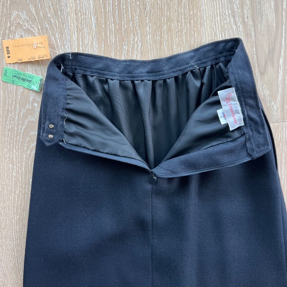 NWT Evan-Picone Vintage Black Pencil Skirt Union Tag in Size 6. - Picture 9 of 12